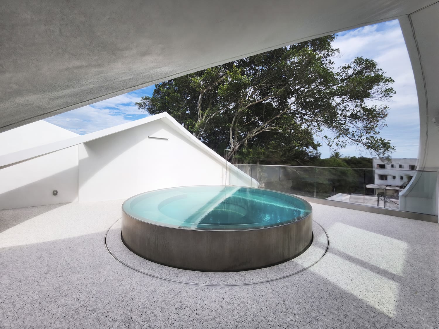 Más abierto, y el verde de terraza del quinto diagrama también está ahí — puesto junto al agua exactamente donde lo…